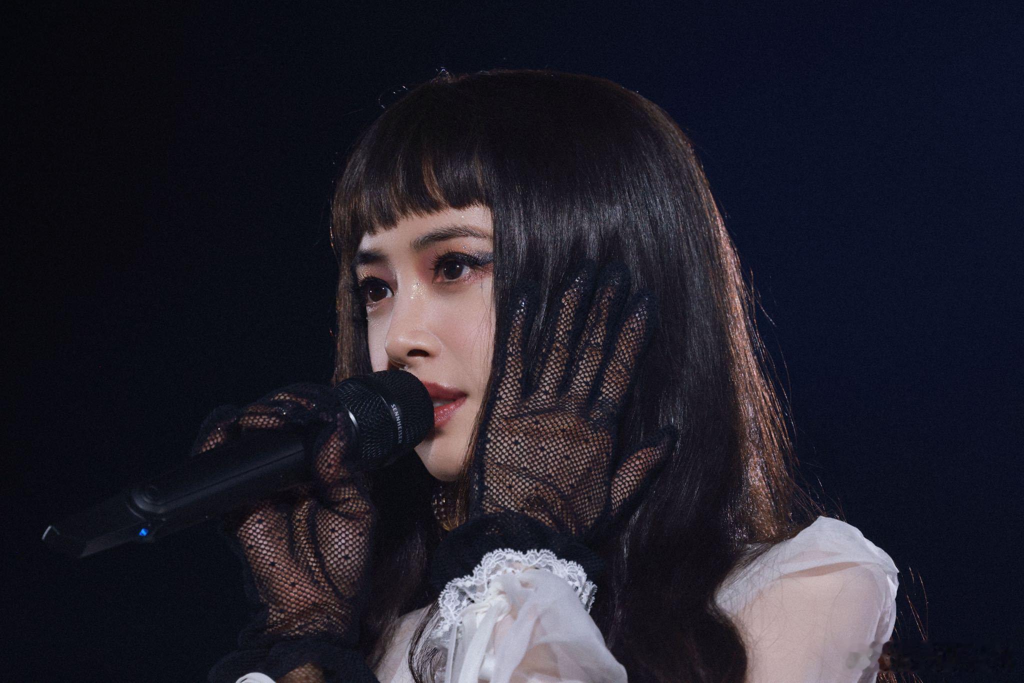 蔡依林鸟巢三连开 经典金曲是时光机，全新编排是惊喜弹。从《日不落》到《Play 