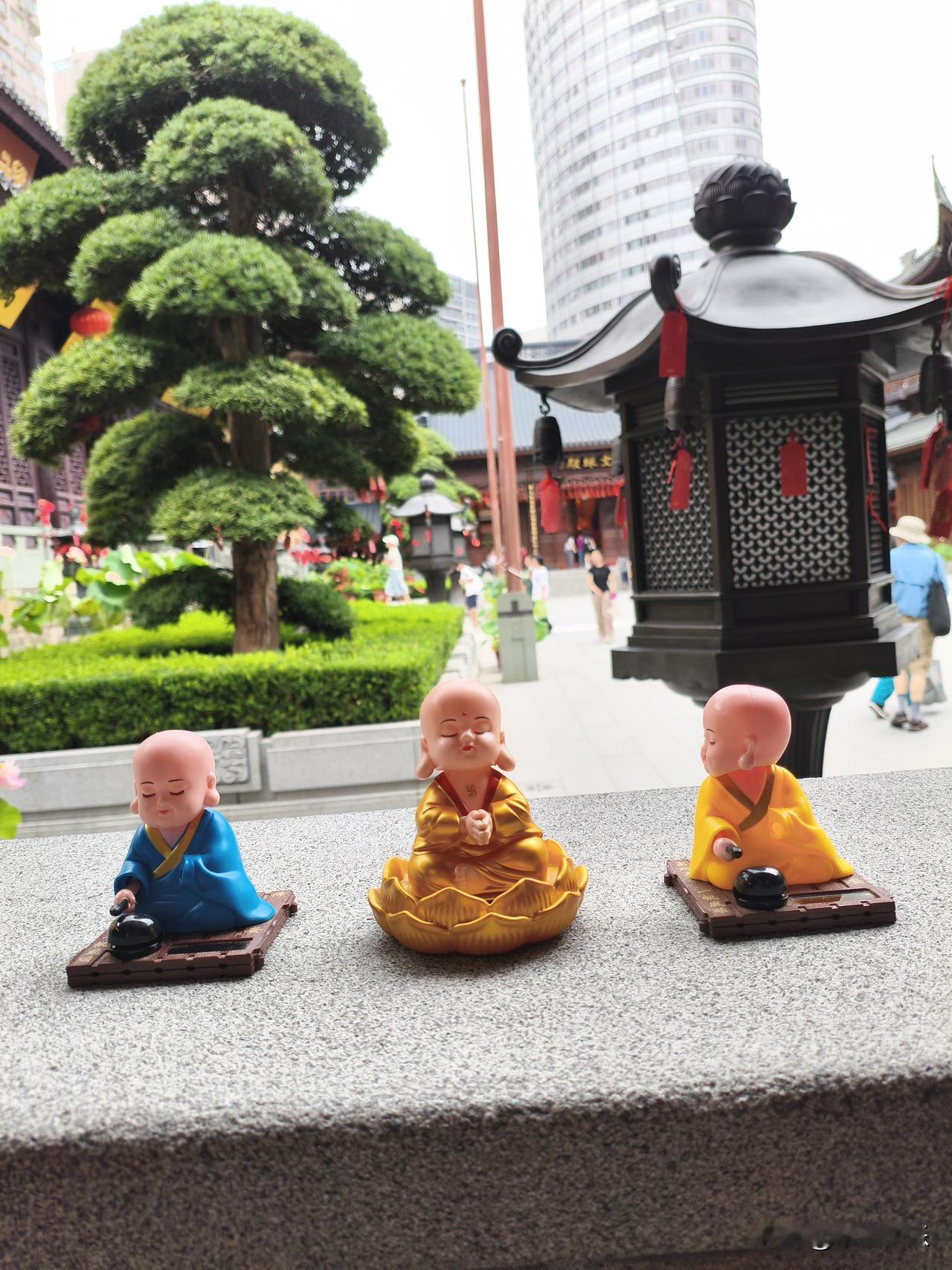 20260713

今天上午行情一路调整，4573家下跌，惨！

上证指数跌1.