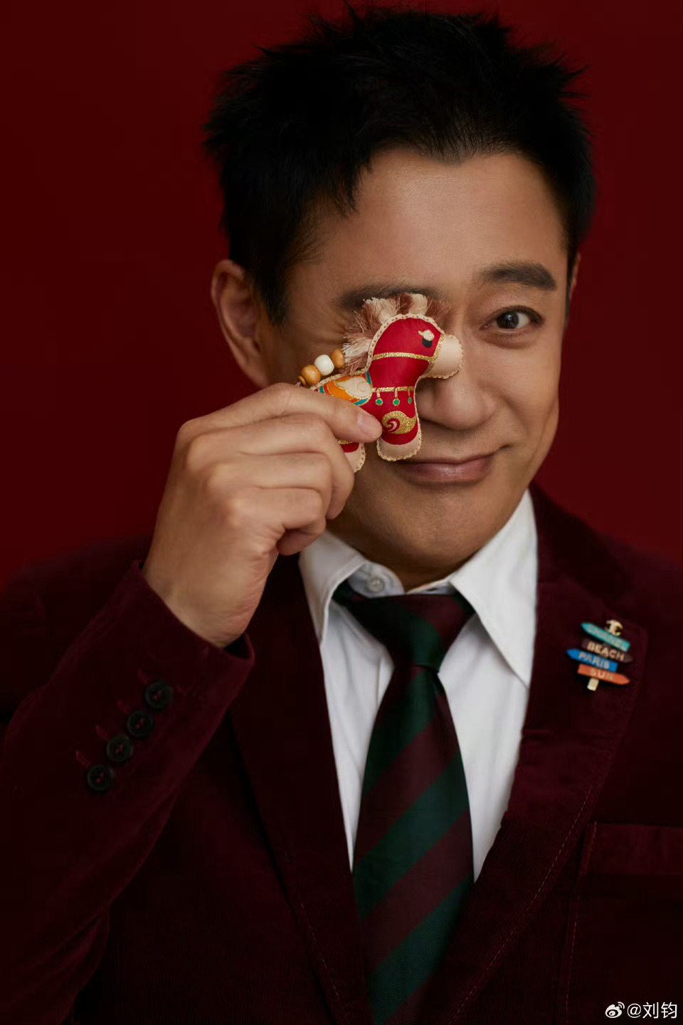 盛家如今可真是一朝龙在天顾廷烨：以前叫岳父，现在得叫陛下了。 