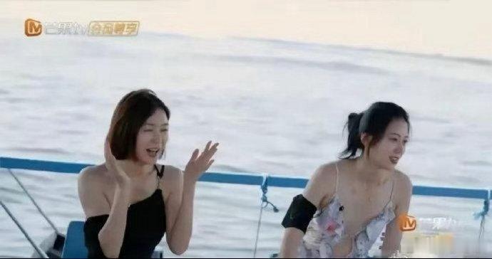 赵昭仪穿的泳衣这么露居然没走光，这也太幸运了吧 