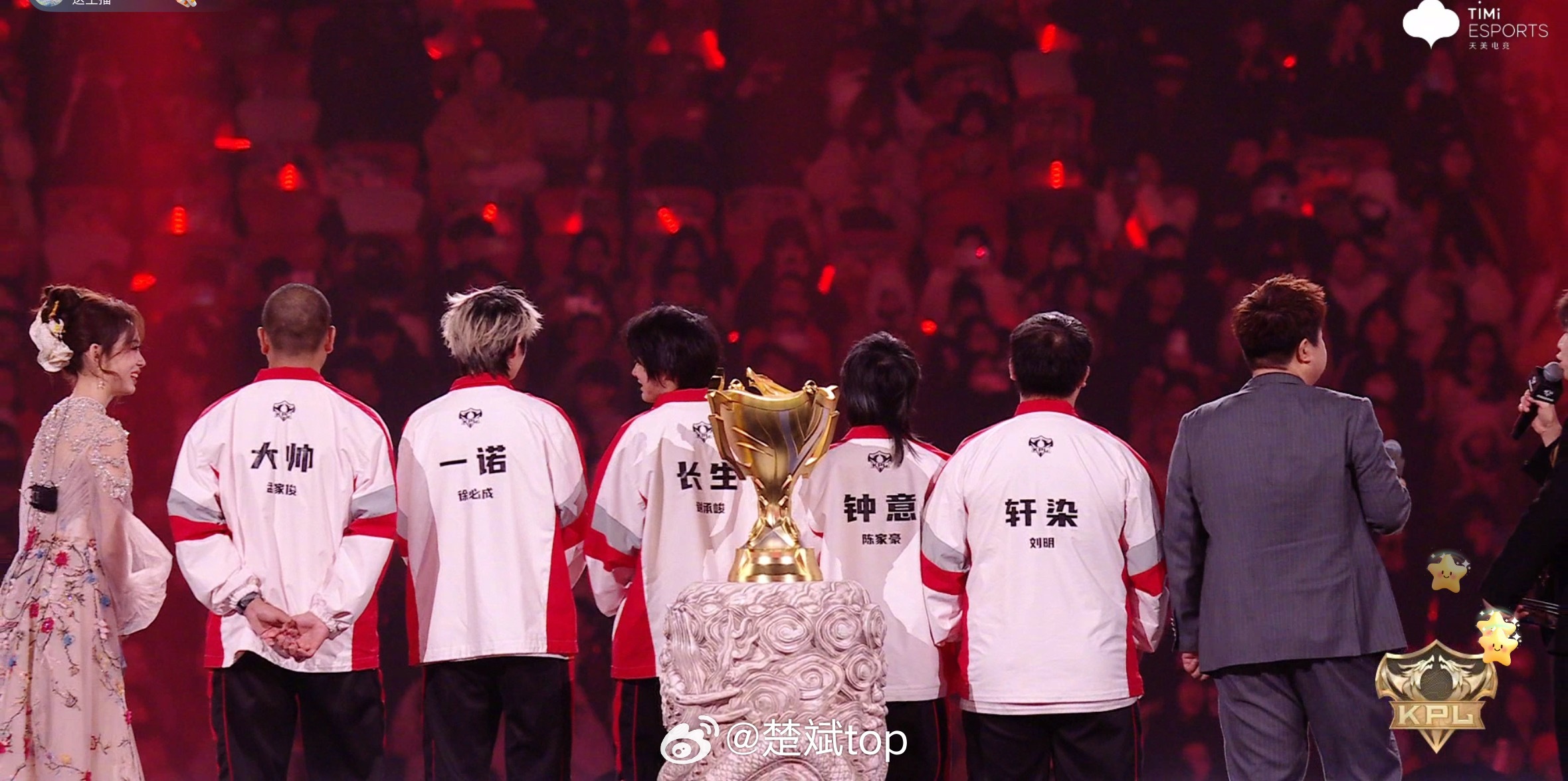 刚才看了一会总决赛直播，AG太强了六连冠，一诺这个名字只要你玩过王者荣耀应该都如
