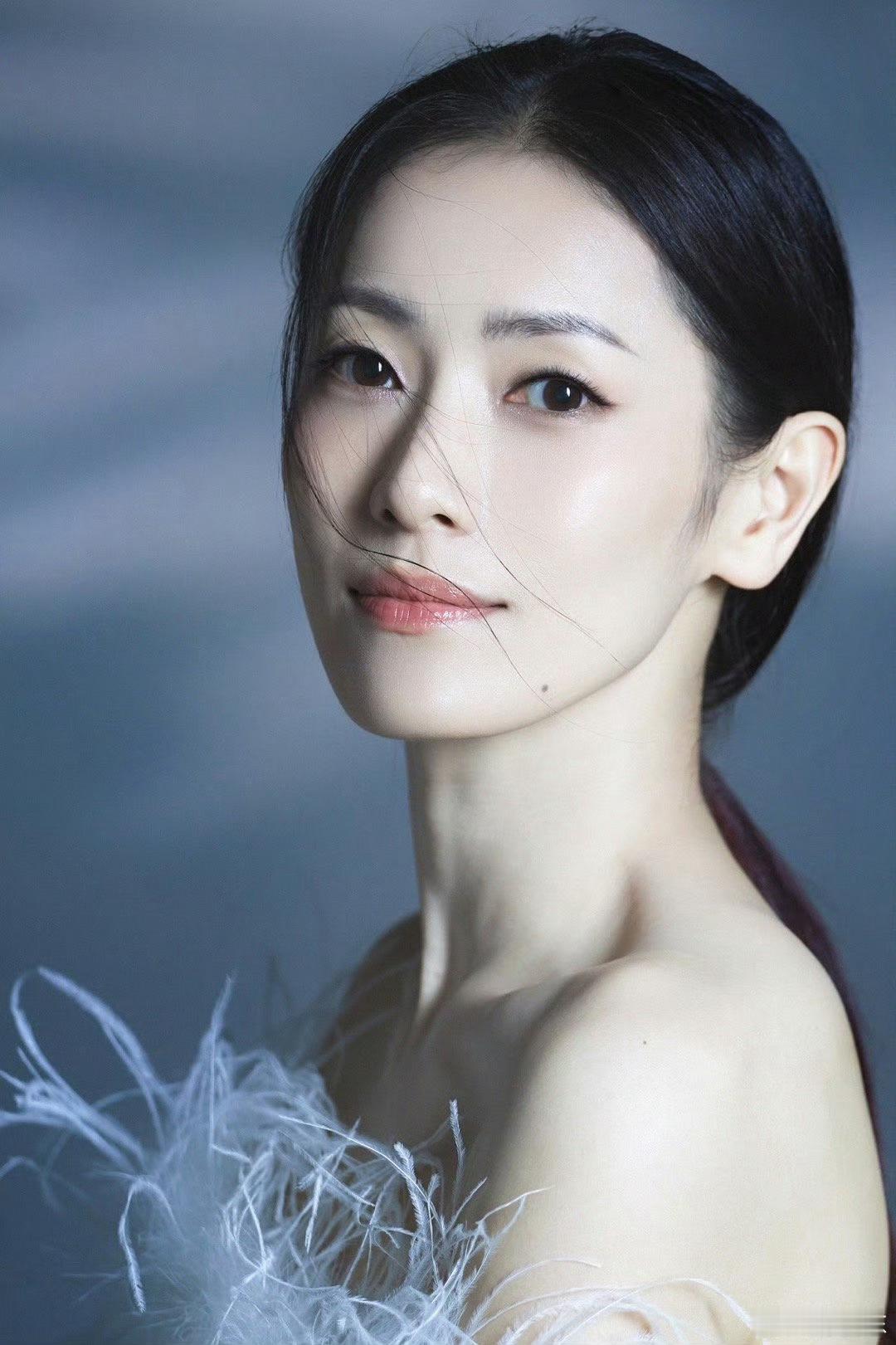 小老外这个公式照更是美得没边了