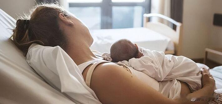 近年来，随着生活水平提升与母婴护理需求增长，月子中心作为新兴服务业态迅速兴起。然