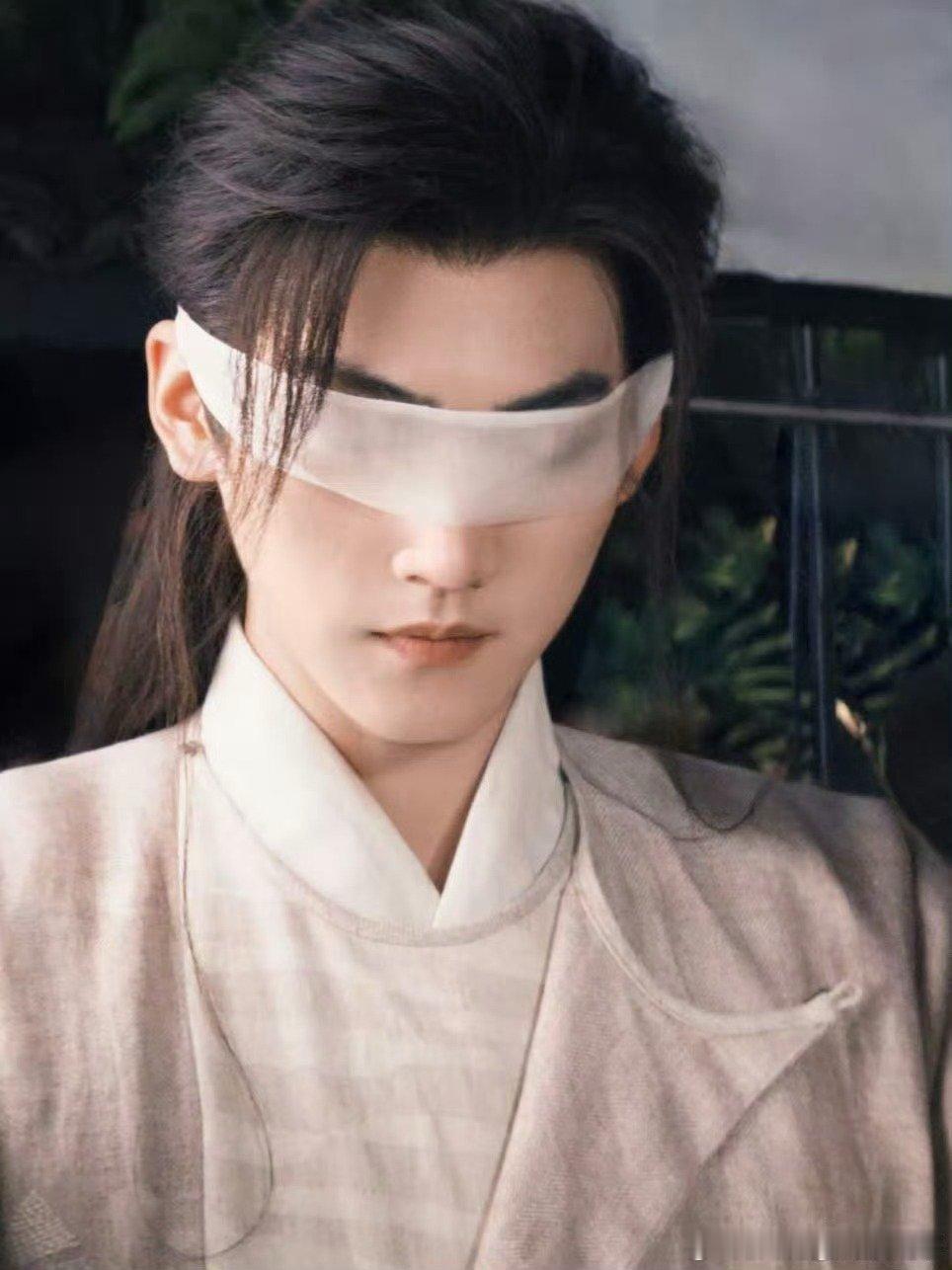 周柯宇告别11月 告别11月迎接12月～迎接周少的新剧！ 