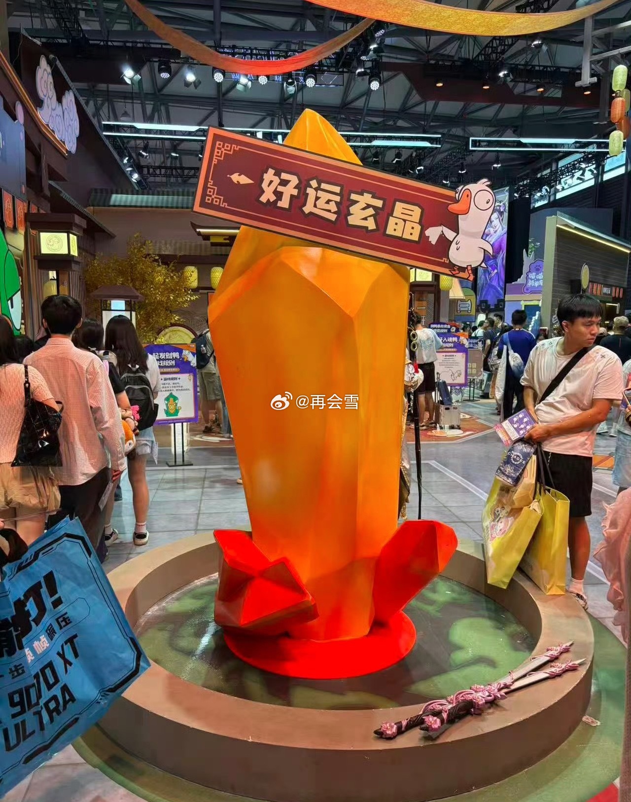 剑三门派空降鹅鸭杀展台CJ现场上演奇妙跨界！剑网3各派侠客现身鹅鸭杀展台，武侠江
