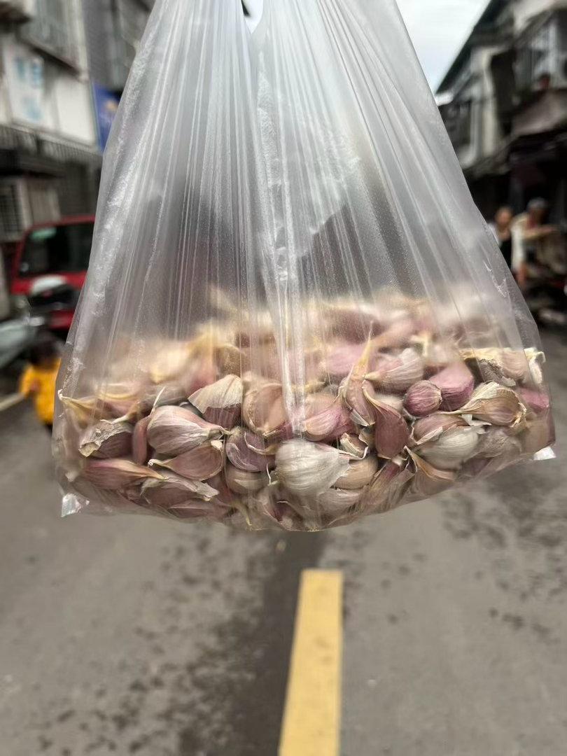“折叠的中国”          运营美食群有一个很大的收获：获取全国各地的生活