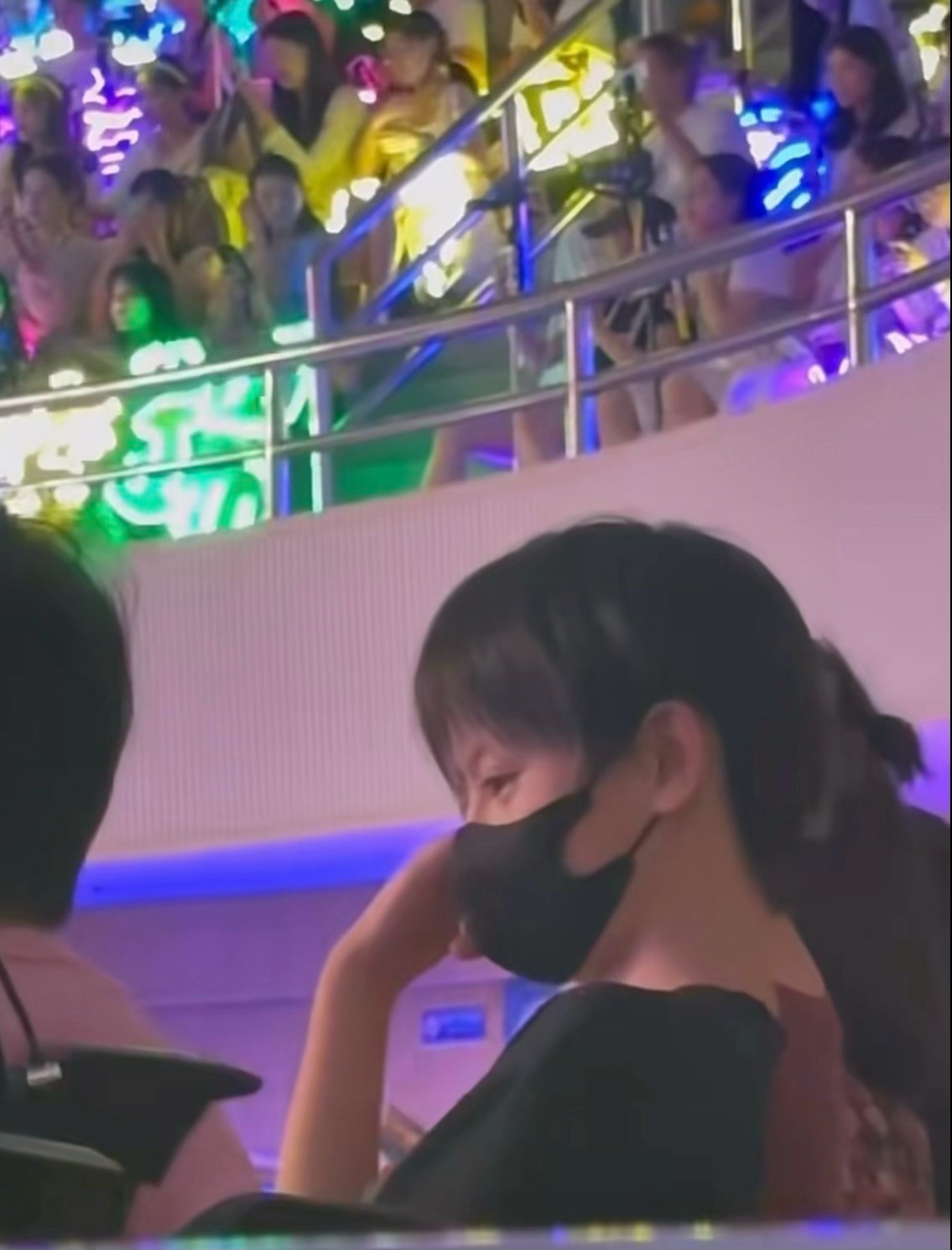 🤏 
