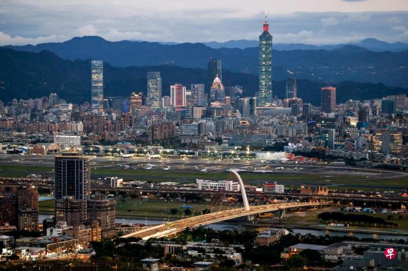 据台湾地区行政院主计总处8月14日公布的最新预测，2026年全年经济增长率预估上