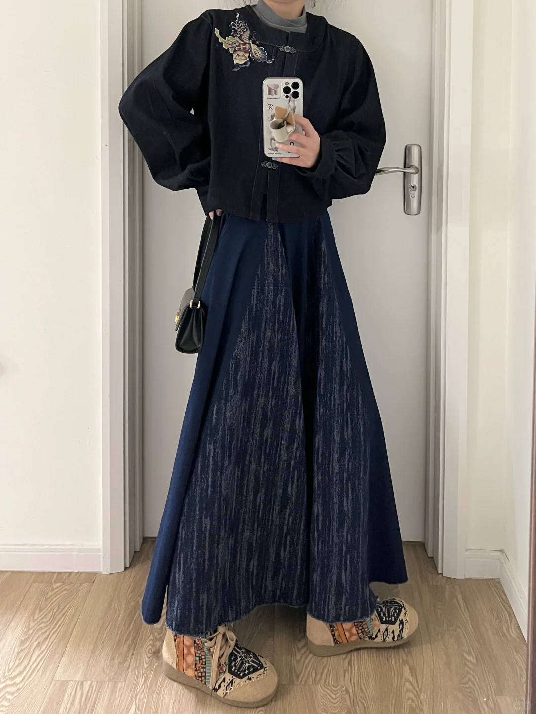 慵懒新中式｜汉服刺绣牛仔外套+拼接牛仔半裙