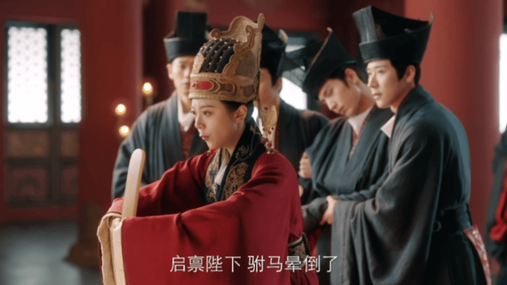 #李蓉裴文宣被职场整顿# 李蓉裴文宣刚享甜蜜，就遭职场算计。苏容卿背后耍手段，联