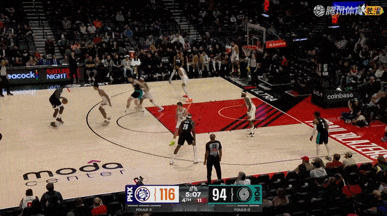 小杨标志性的转身，太丝滑了