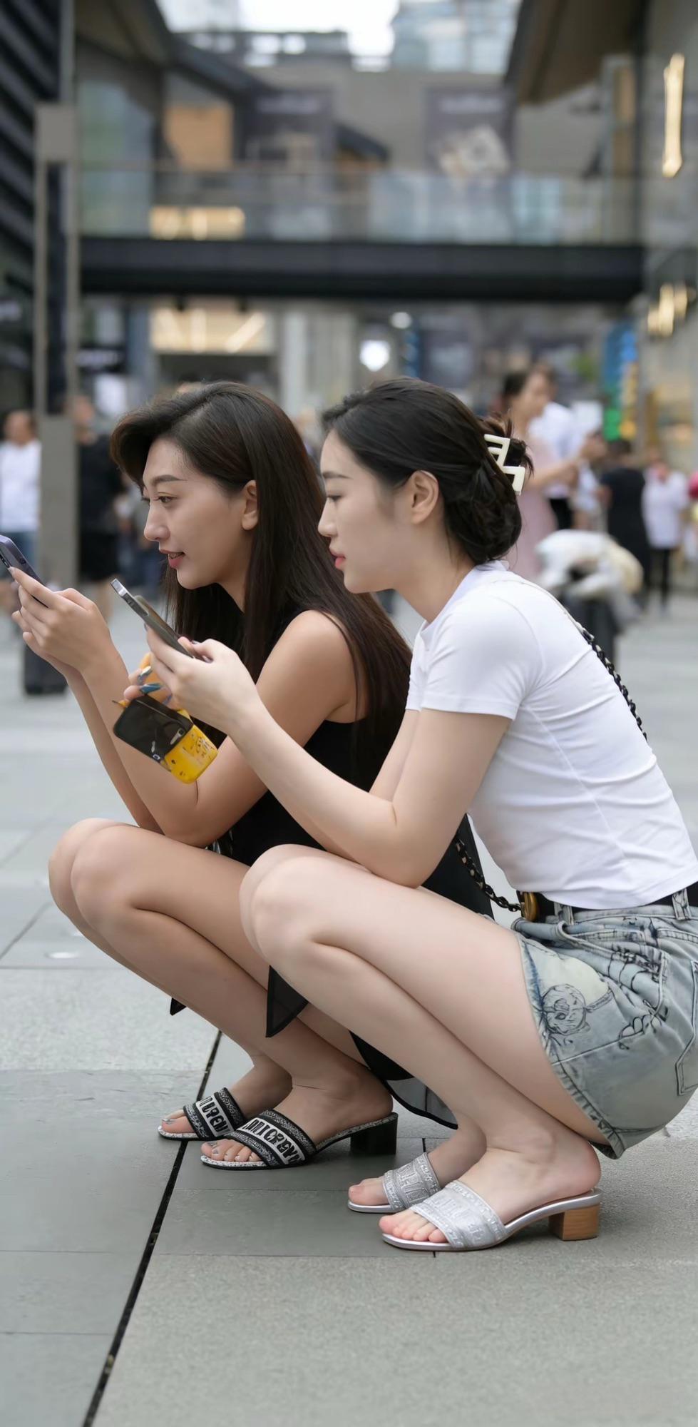 拍好照片随地就修图哈哈