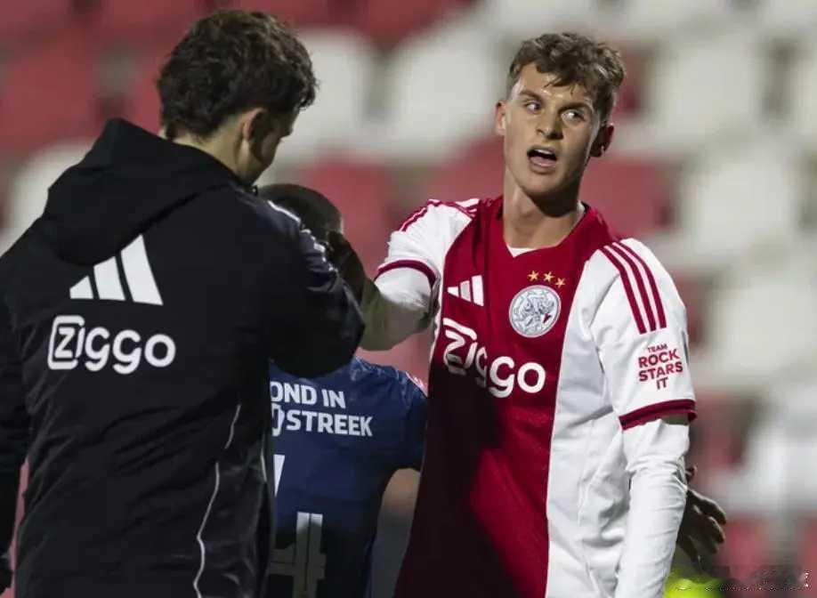 小伊布：我来阿贾克斯是为了做自己，而不是因为其他任何事伊布之子，马克西米利安-伊