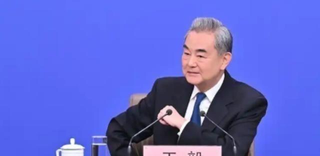 台湾不愿意“一国两制“，王毅外长曾对此回应，那就满足你们，从此以后台湾就只有一个