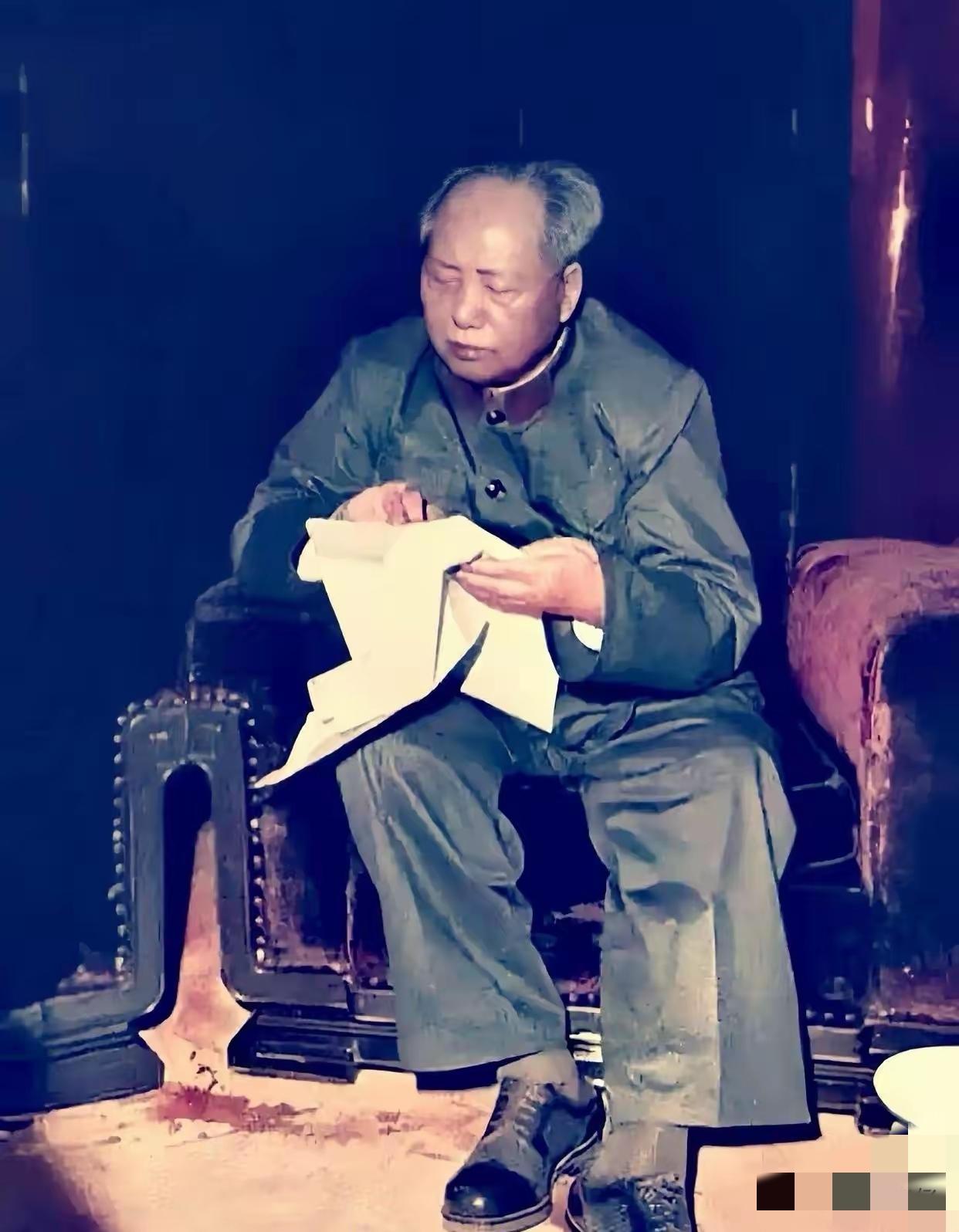 改革开放四十多年越品越懂：毛主席的“远见”从不是空谈，而是给后世铺就的底气！
 