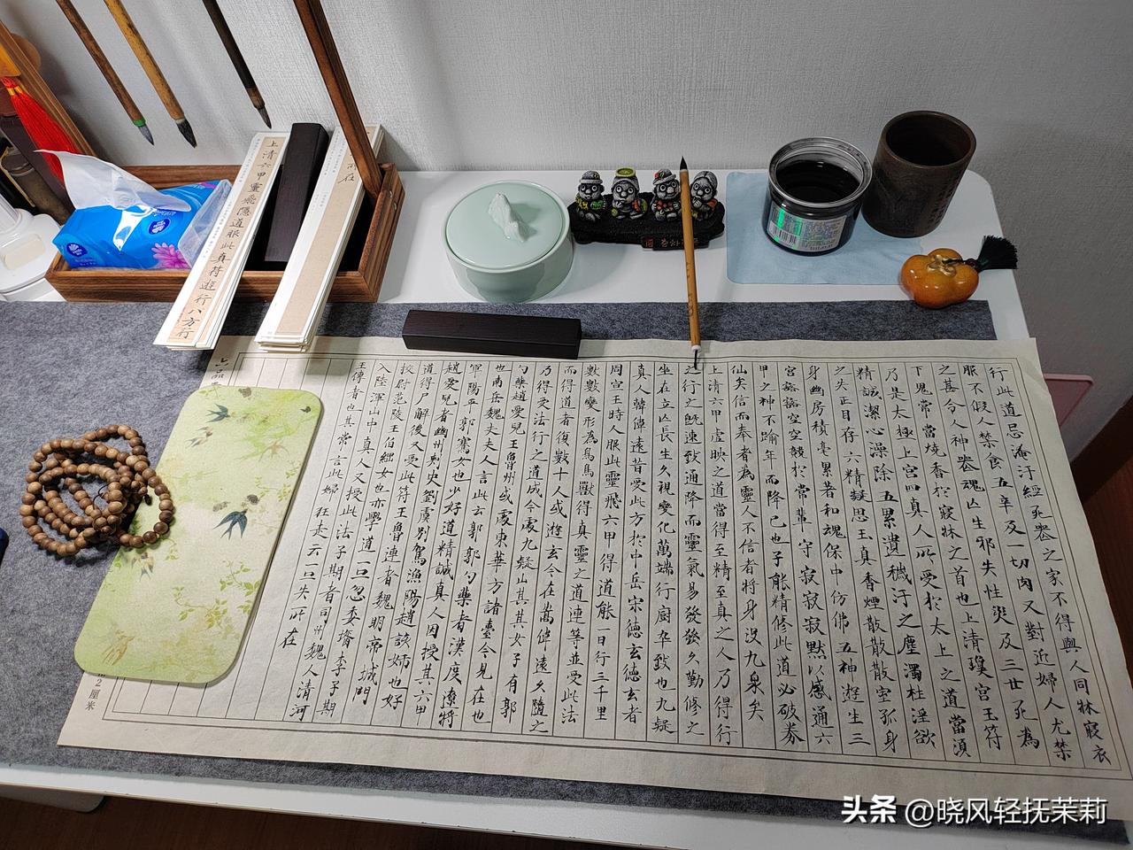 放假了，一个人在家可以随意安排时间。

放假的第一天基本都是劳动节，起床后是至少