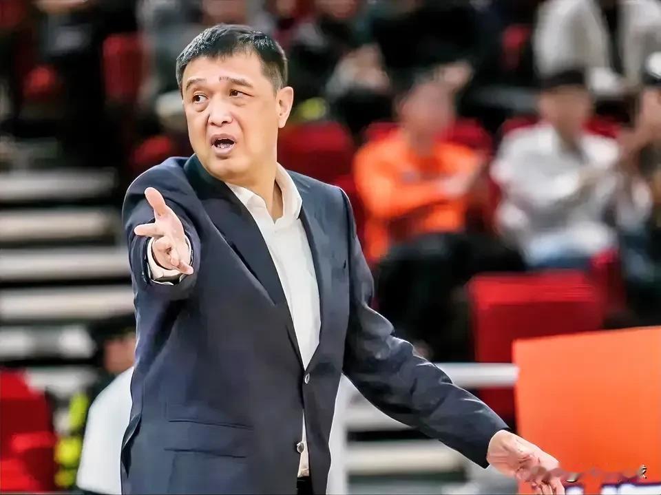 北控遗憾97-117不敌深圳，闵鹿蕾批评这4人表现不合格是输球原因！
1、张帆状