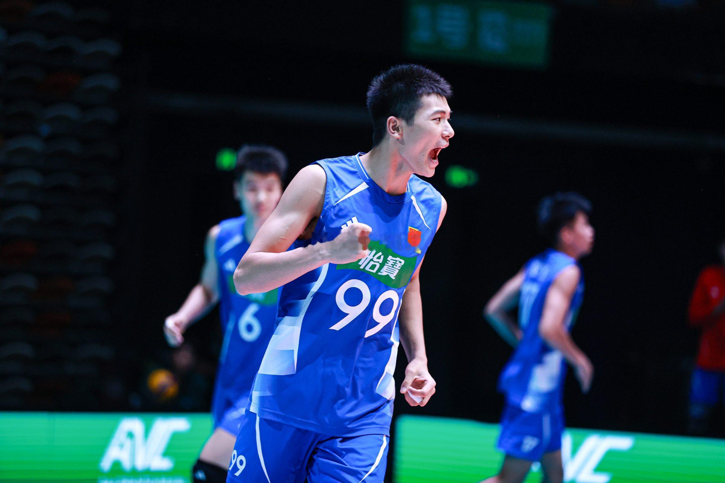 季军赛中国U18男排1-1中国台北第二局技术统计总得分：23-25进攻：15-1