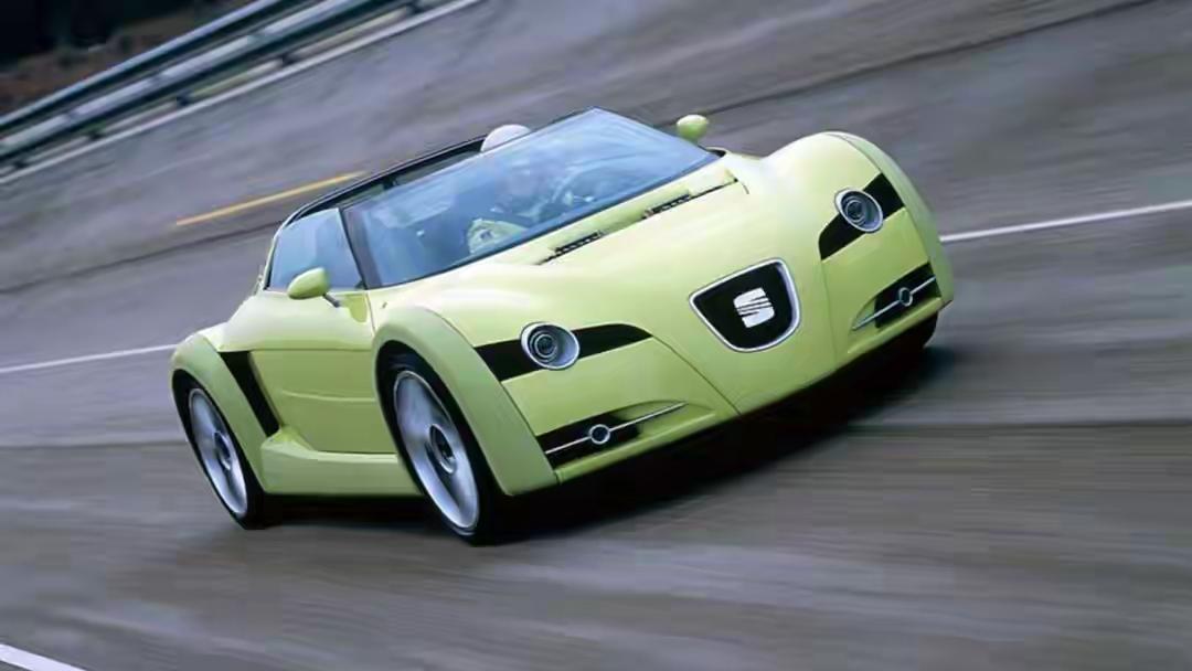 这辆未量产的荧光黄的「西班牙超跑」，藏着多少90后车迷的意难平？

如果当年它量