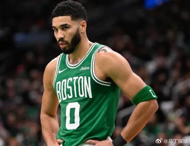 小塔都复出了，老范还远吗休斯顿火箭塔图姆将在本赛季复出