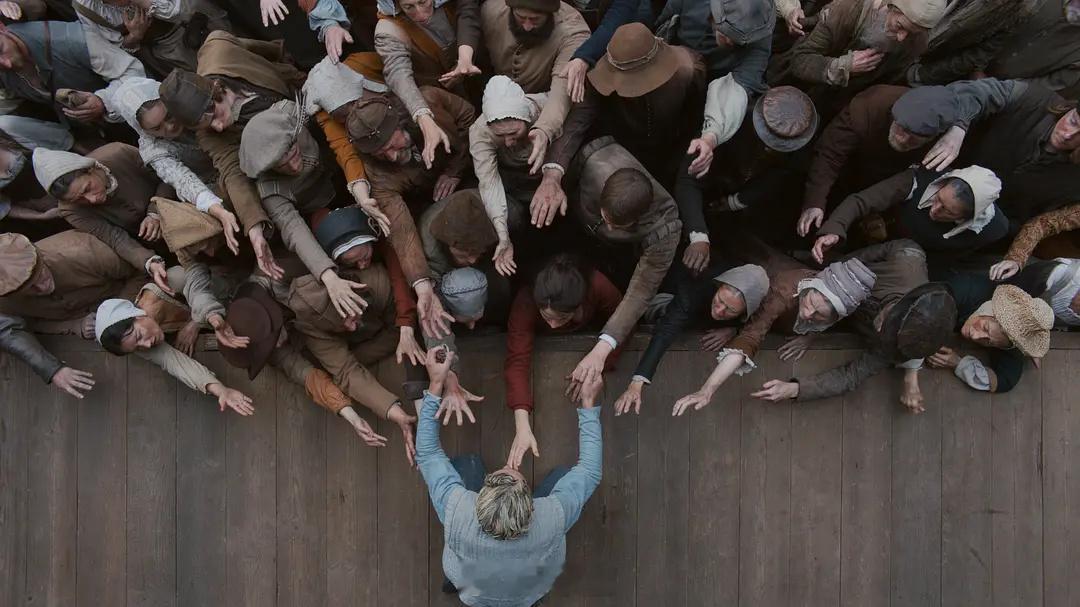 「哈姆奈特」杰西·巴克利奉献了极具生命力的表演，让这个故事从开始的生活日常到结尾