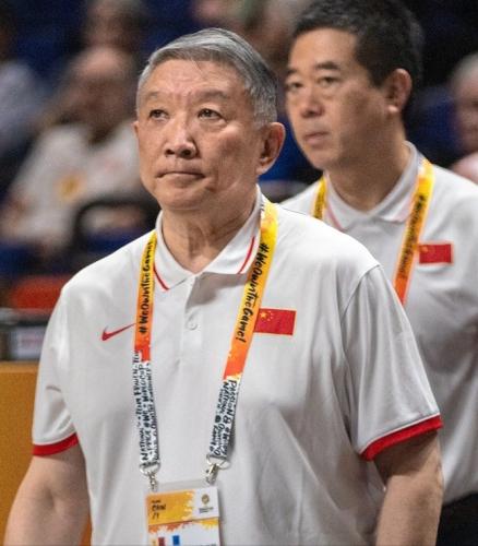 中国女篮世界杯战绩：
中国女篮61-94美国女篮
中国女篮74-70捷克女篮
中