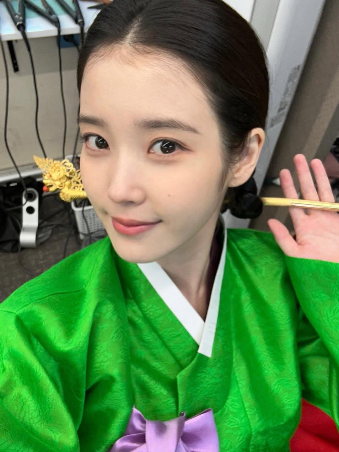 美丽的IU
