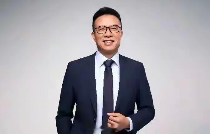 山姆中国变更董事长6月16日，查询发现沃尔玛（中国）投资有限公司发生工商变更，M