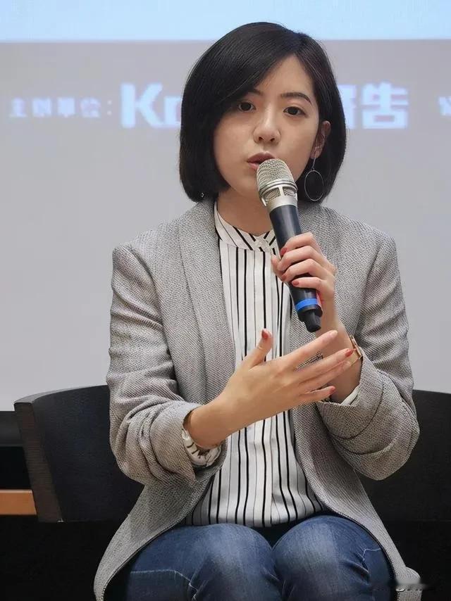 一句话
证明你认识她