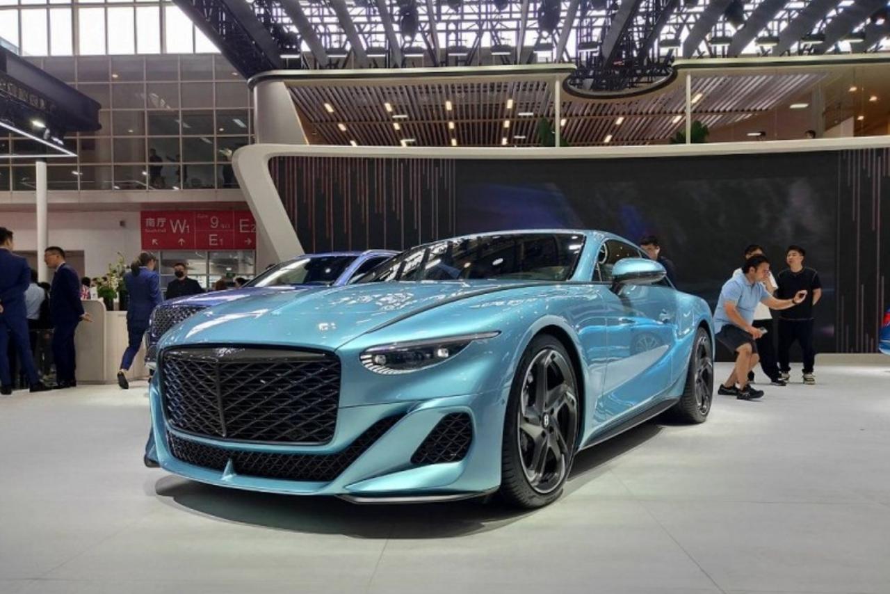 【全新宾利Mulliner Batur北京车展实拍】在刚刚开幕的北京车展上，英国