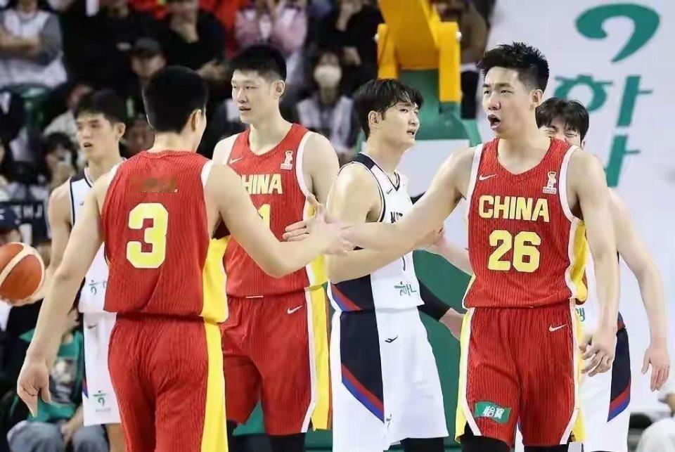 说实话！中国男篮两连败之后，有四名球员或很难入选国家队。1.高诗岩   29岁 