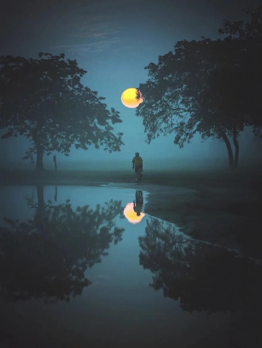 你们当地“傍晚”用方言怎么说沧州方言:哄行。城市观查员