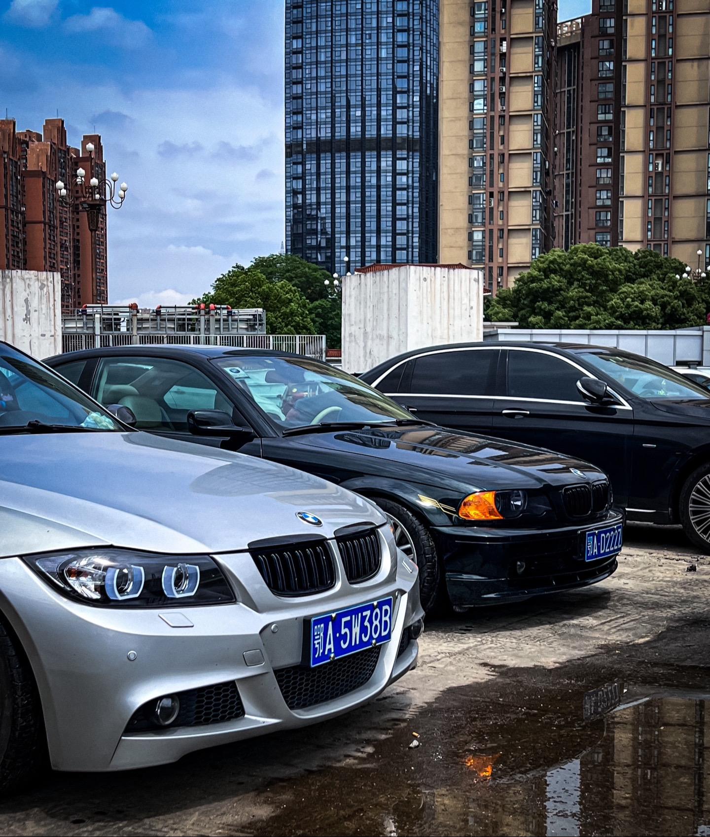 宝马E46遇上宝马E90。江西偶遇鄂A车友