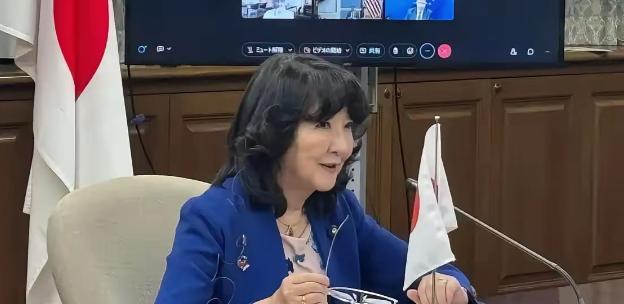 1月9日，中国两大稀土巨头包钢股份和北方稀土同时宣布，把2026年第一季度稀土精