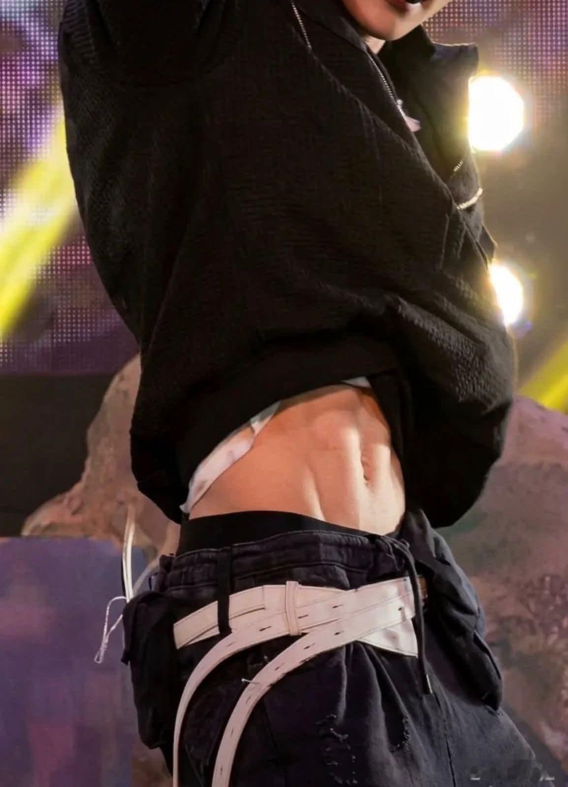 美味🧵🤤©️logo ​​​