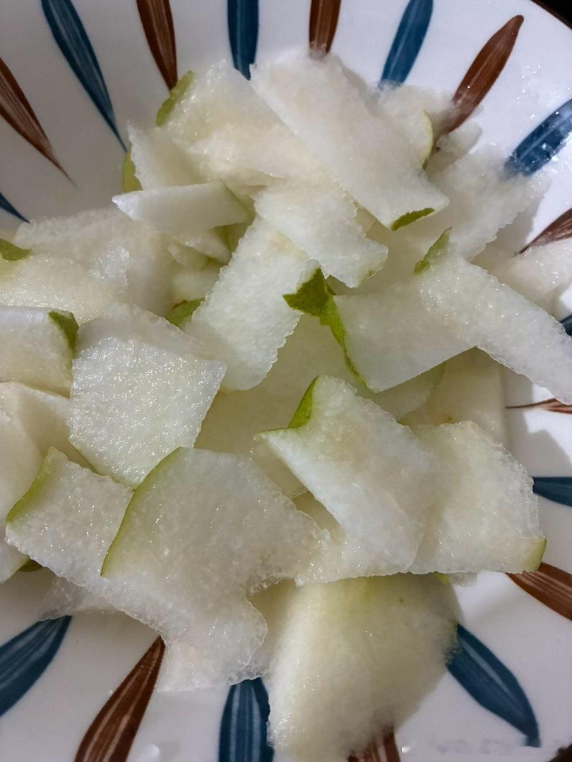 还是丁火月遇见的人都特好，去买核桃，卖核桃的大姐担心我挑的核桃有坏的，说要给我把