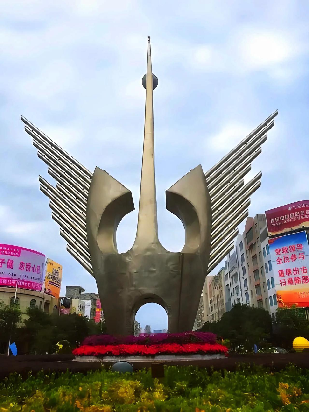 我的家乡→廉江市
廉江，旧称石城县，历史悠久 ，始建于唐武德5年，即公元622年