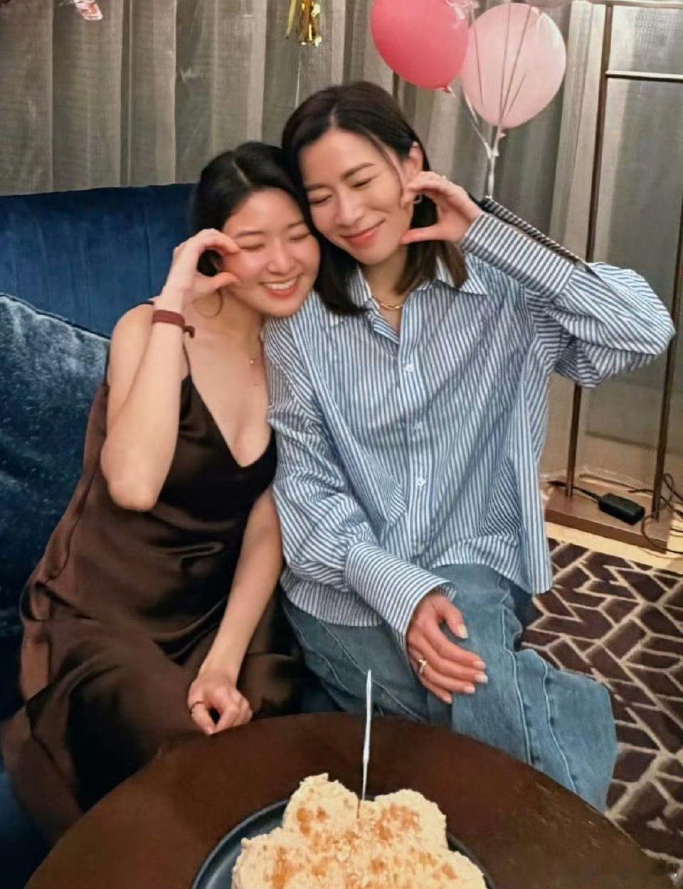 佘诗曼为许绍雄女儿庆生佘诗曼陪许绍雄女儿过生日 佘诗曼为许绍雄女儿庆生，许绍雄去