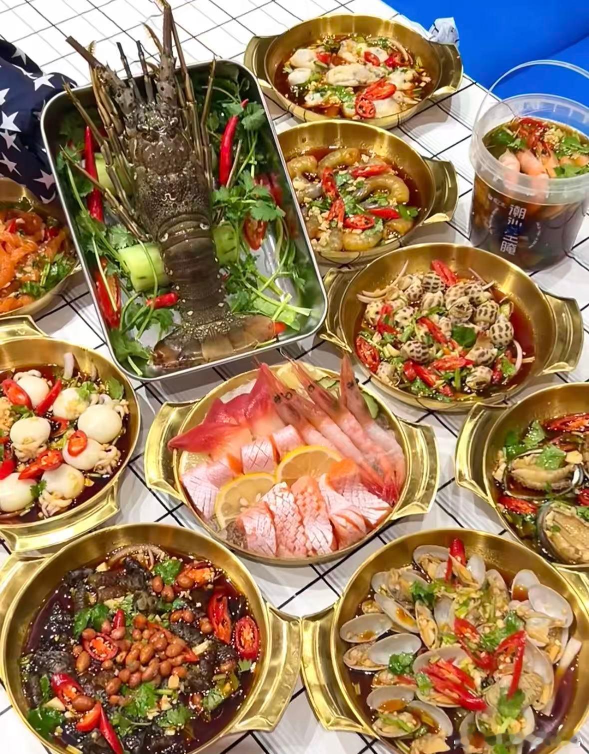 生腌店把潮汕人有情有义具象化不想睡的星期五戏好多 一边品尝地道生腌，一边听店家聊