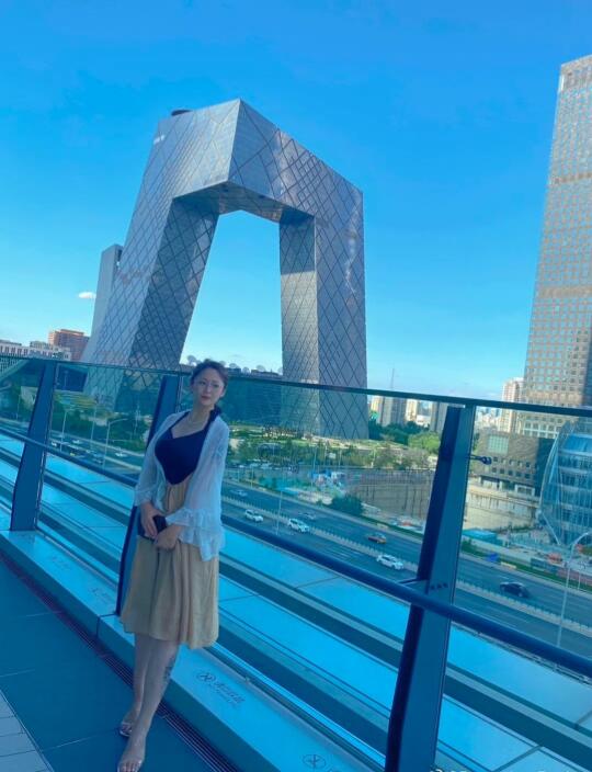 今日份贵妇黑