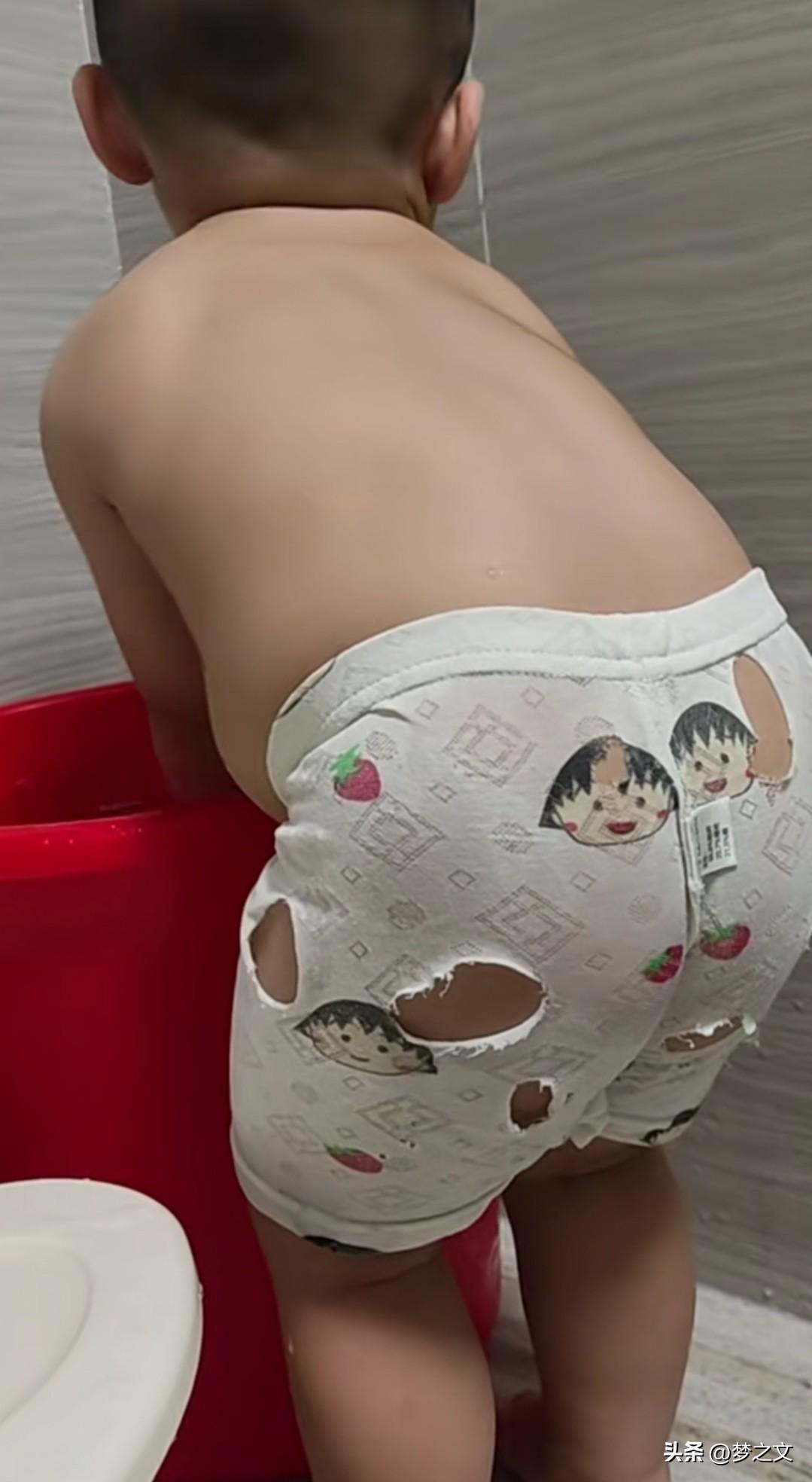 唉，生活不易啊[捂脸]