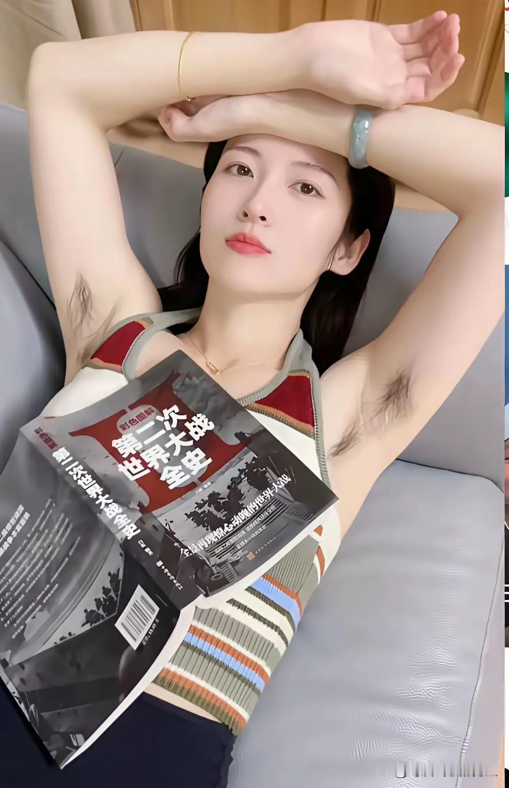 真正成熟的女人最爱的是自己，只有爱自己的人才能拥有爱别人的资格。当女人学会了爱自