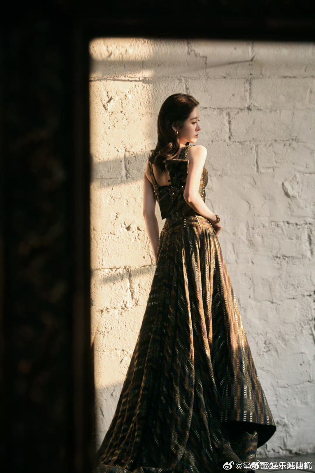 张碧晨美甲和嘴巴一个颜色 被张碧晨的美甲细节圈粉了！和唇色保持统一不仅显白，更让