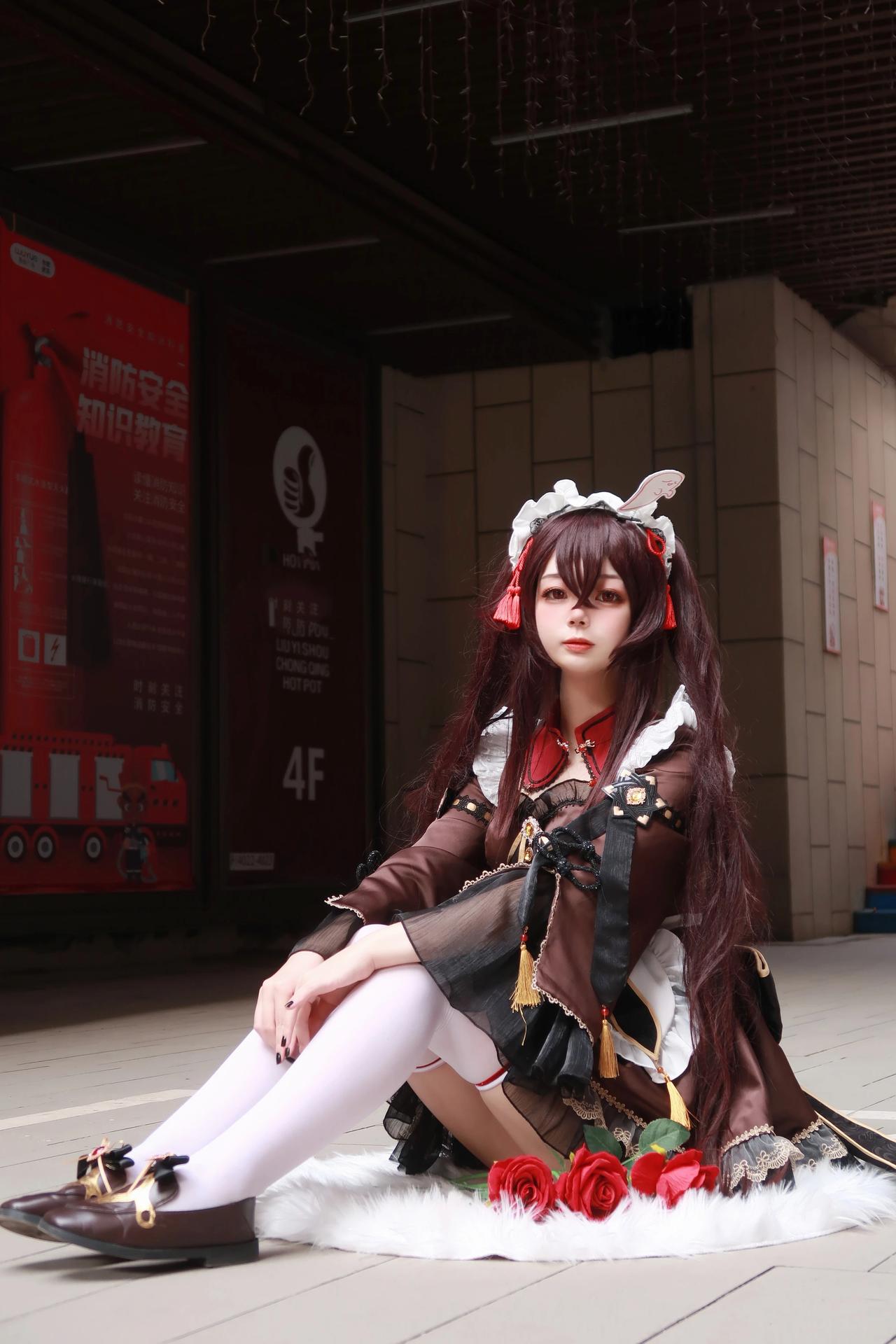 胡堂主驾到，妖魔鬼怪通通闪开!#游戏# #原神# #二次元#