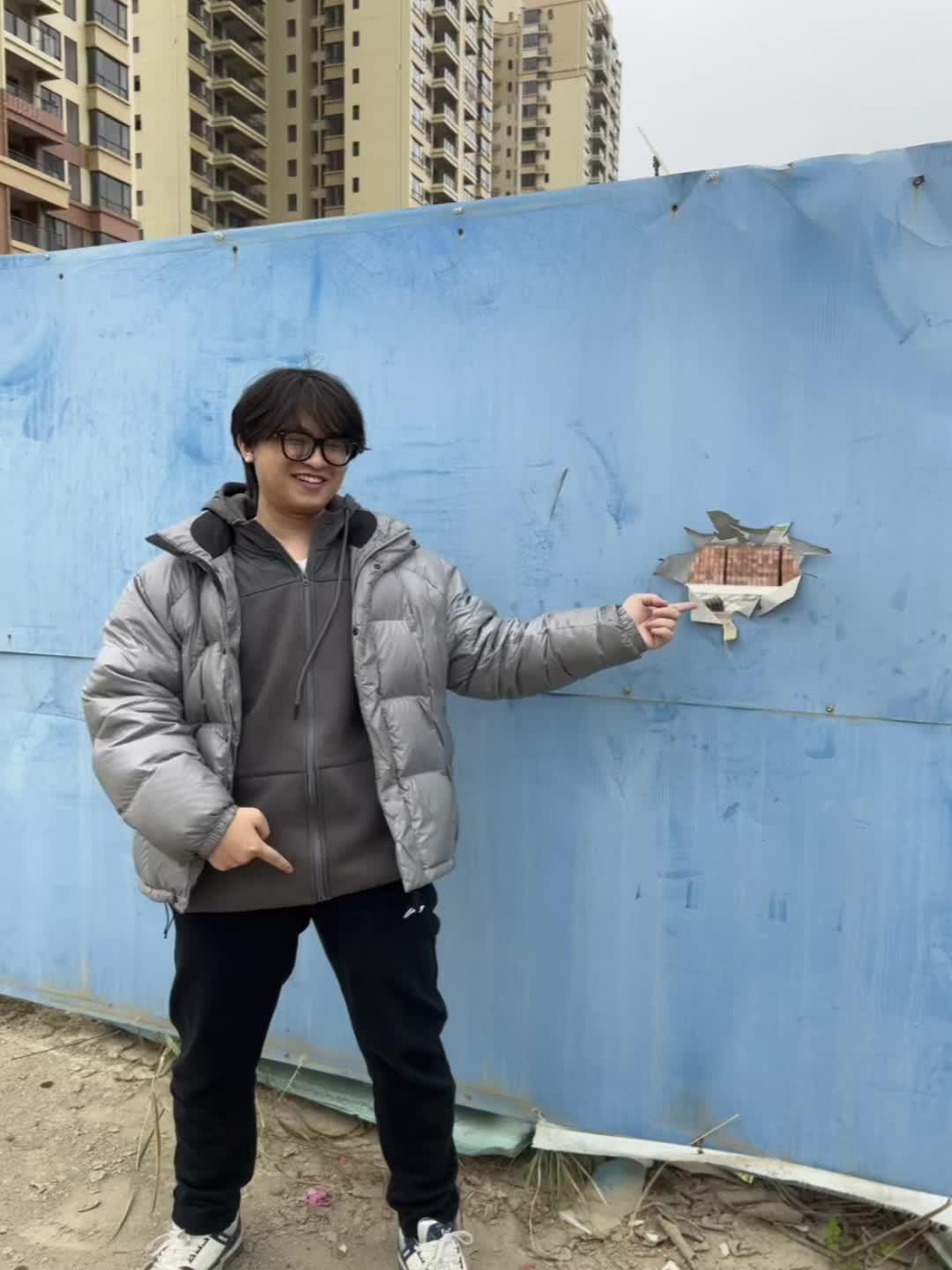 怒指我们没有什么不同