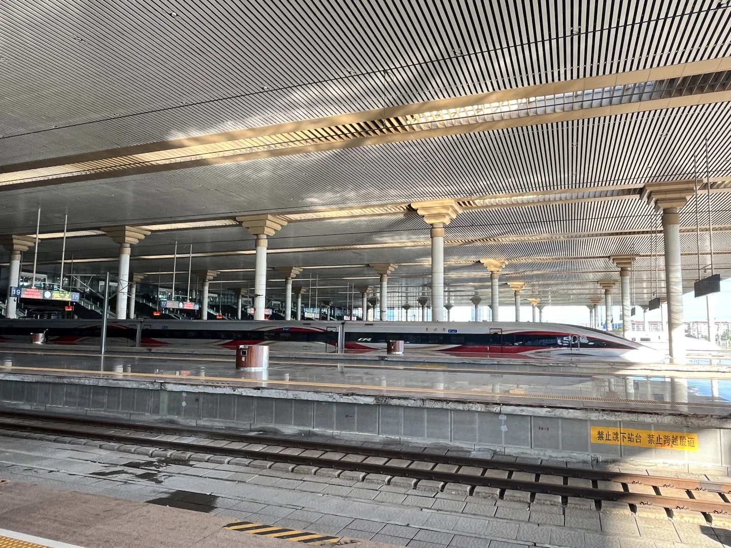 南京南站 | 邂逅中国红🇨🇳