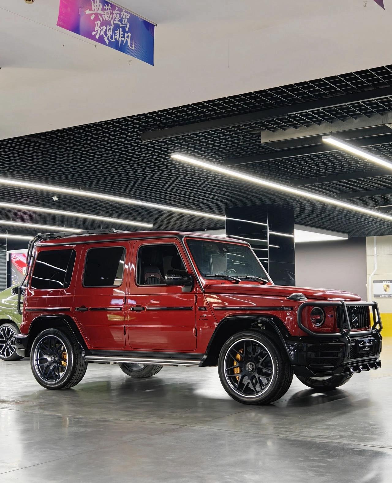 机械硬汉的温柔，红外G63专属黑红座舱     23年上牌奔驰AMG G63，搭