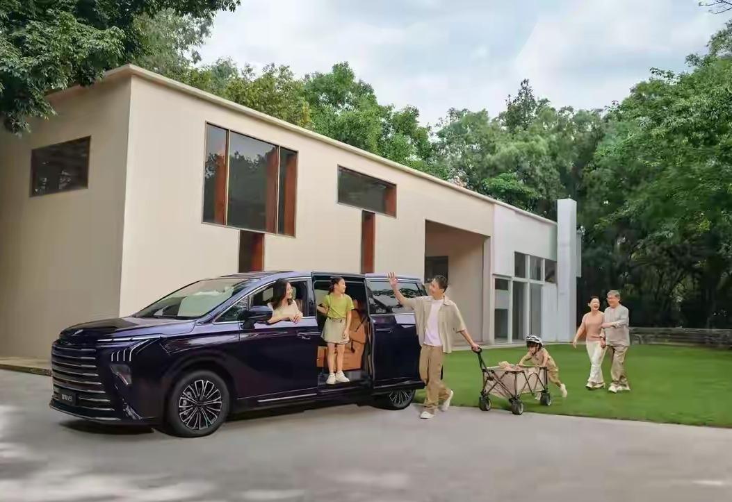 不管你信不信，明年车圈会发生四件大事儿！
1、纯电续航的“虚标”让车主更加注重增