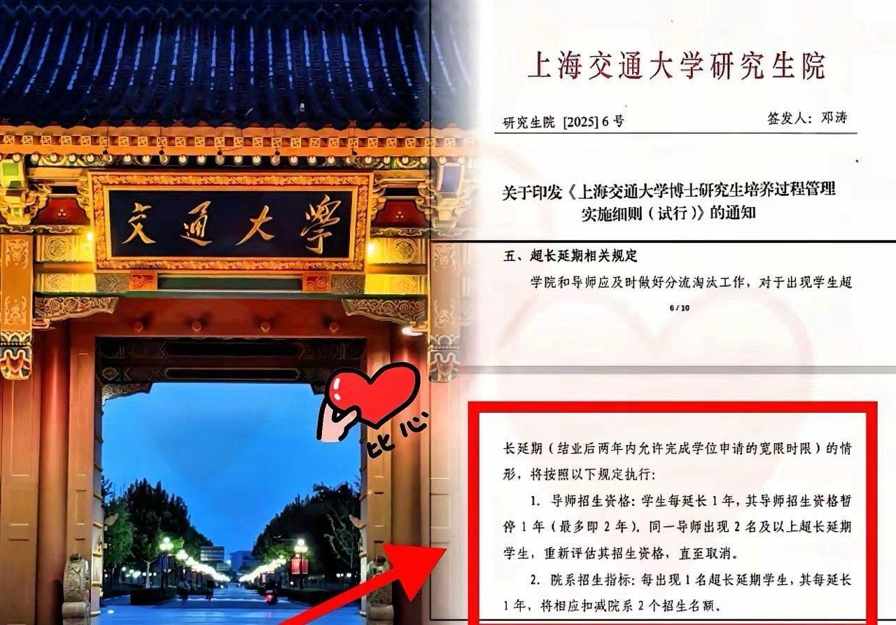 “解释不清了！”广西，两个女孩去海边游玩，不料，海里飘过来一大群海带靠在海边，这