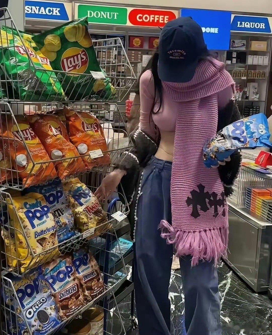 一个人穿出了春夏秋冬... ​​​